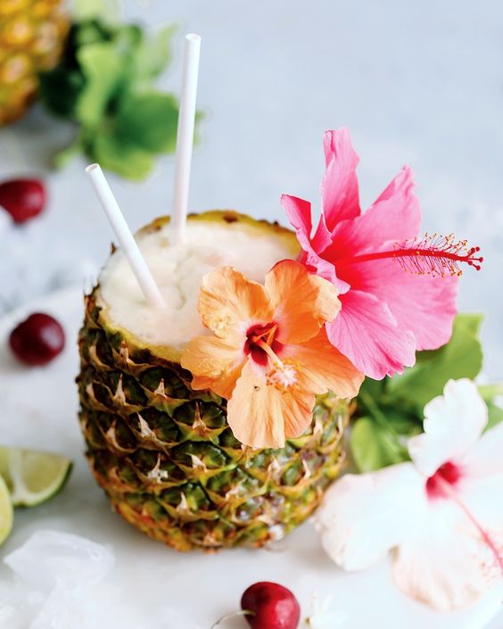 Hawaiian Pineapple -  - Ananas Copt, Mosc - Apa De Cocos, Cocos, Caramel - Zahar, Bezea